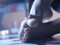 red_toe_nail_111